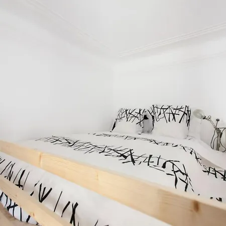 Located Apartament